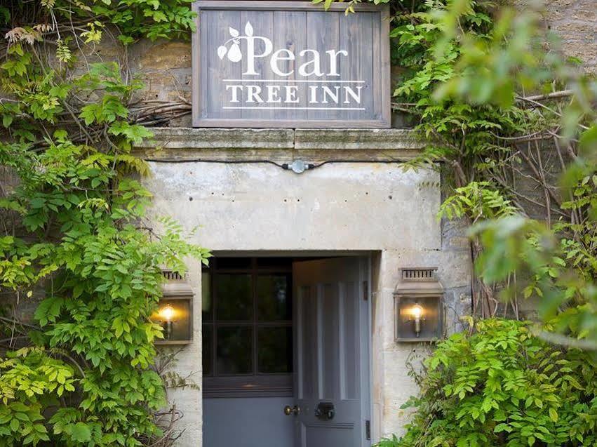 The Pear Tree Inn Melksham Εξωτερικό φωτογραφία